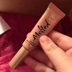 Meet your Posher, Tiffany